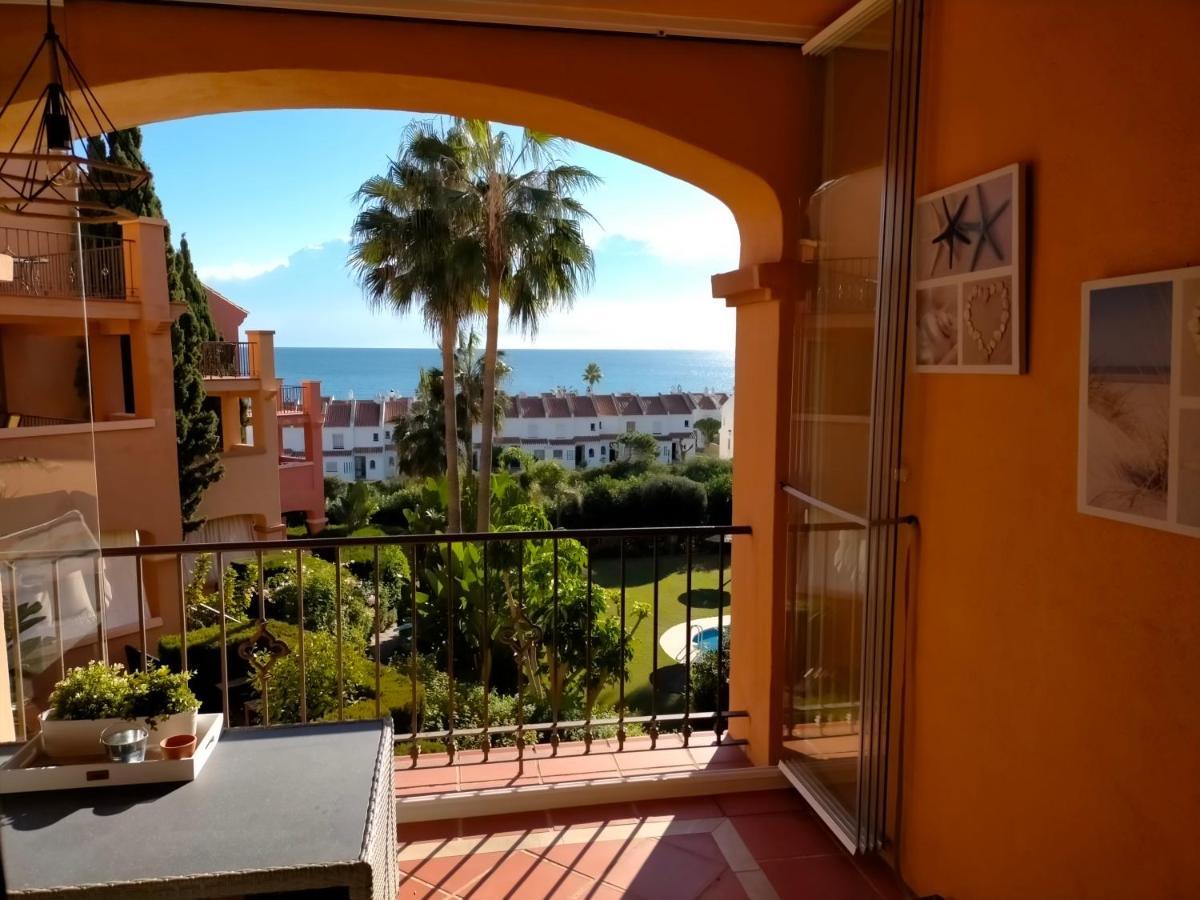 Appartement Met Zeezicht En Vlakbij Het Strand Manilva Dış mekan fotoğraf