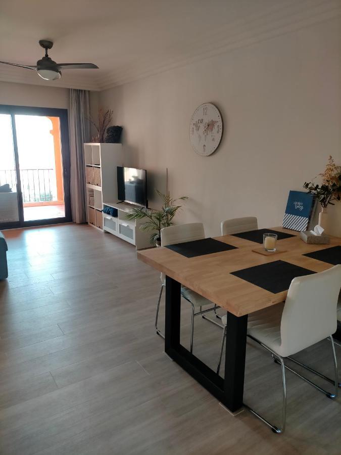 Appartement Met Zeezicht En Vlakbij Het Strand Manilva Dış mekan fotoğraf